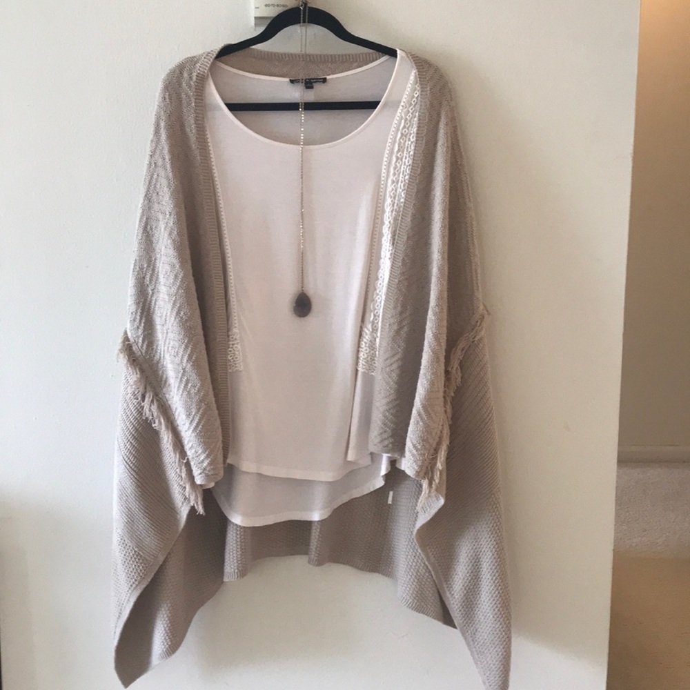 Cream cotton embroidered detailed boho-tunic